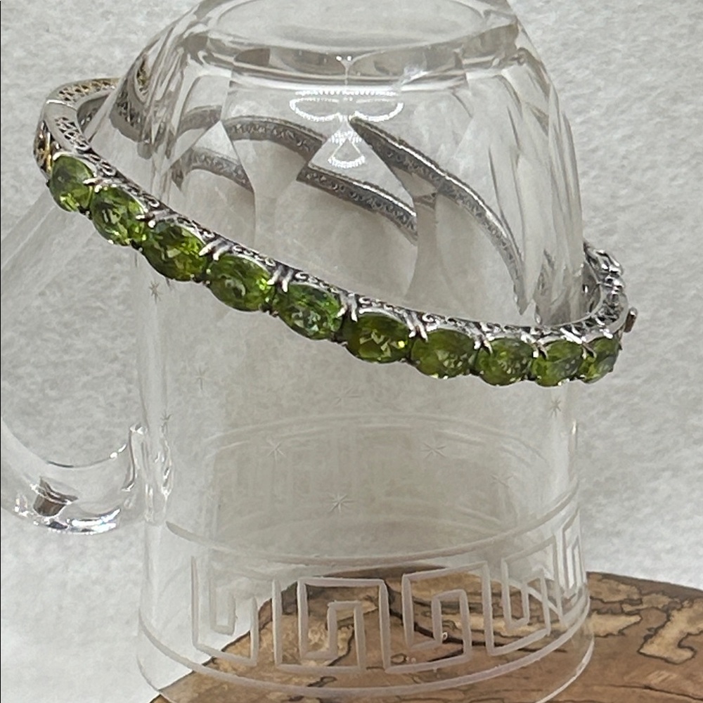 Peridot Bangle Hinged Women’s Filagree Hearts 925 STS Marked Vintage 10 Gems